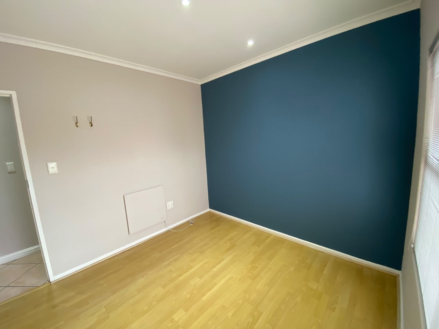 To Let 3 Bedroom Property for Rent in Parklands Western Cape